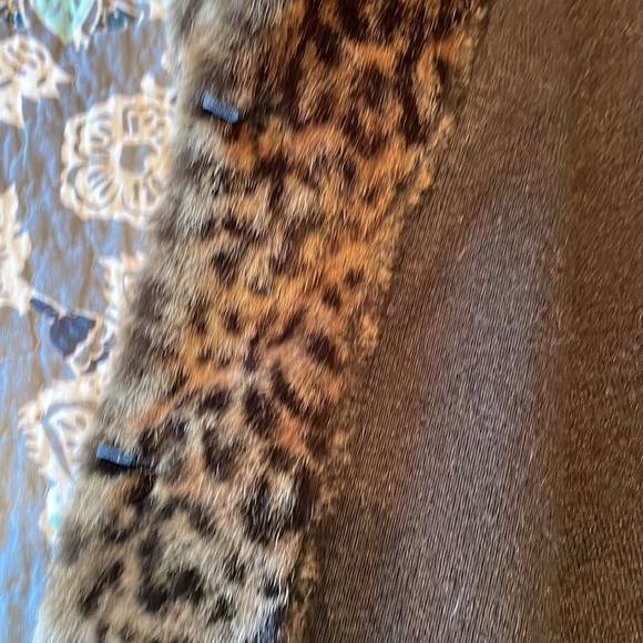 Outdoor Edition faux fur leopard print vest - Picture 4 of 5